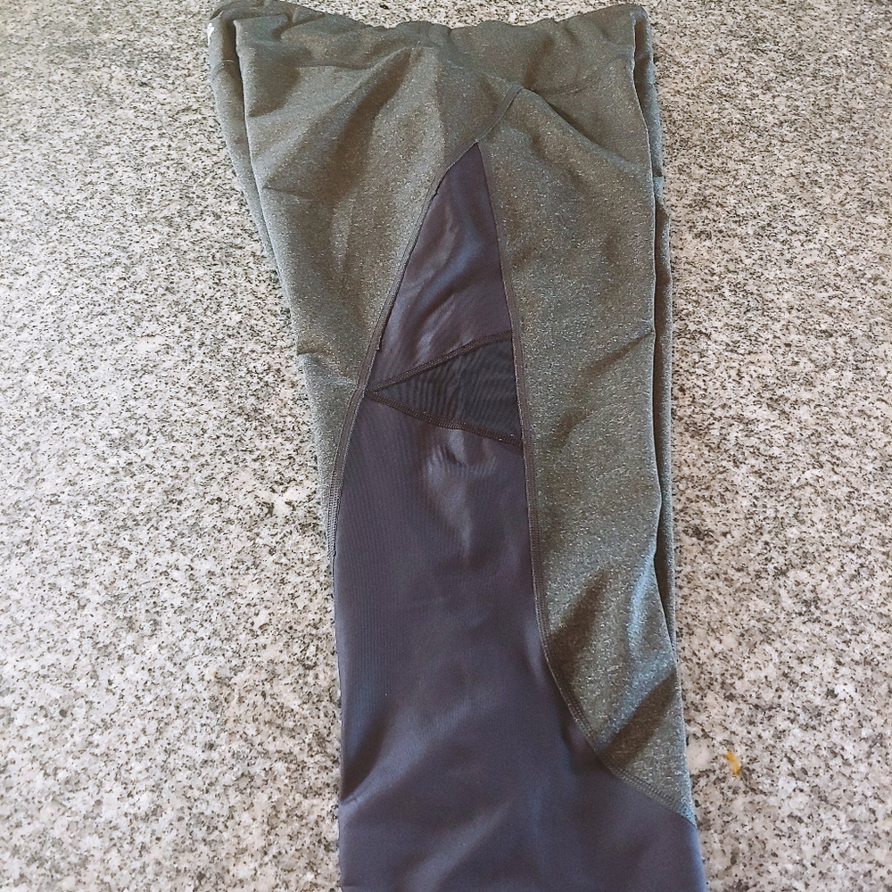 Fila Capri leggings/ athletic wear